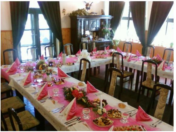 Restaurace A Pension Prvni Mlyn Chomutov Exterior foto
